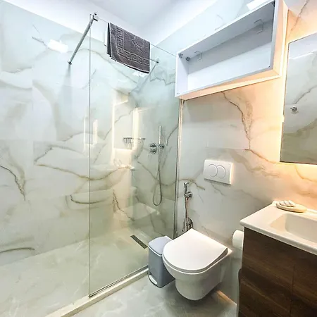 Inn Genius 825 *